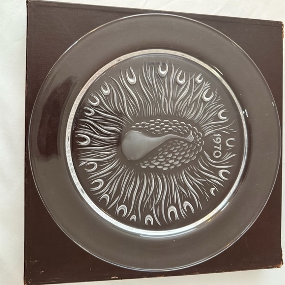 LALIQUE FRANCE CRYSTAL COLLECTOR PLATE LIMITED EDITION 1970 ~ PEACOCK ~ SIGNED - Picture 5 of 9